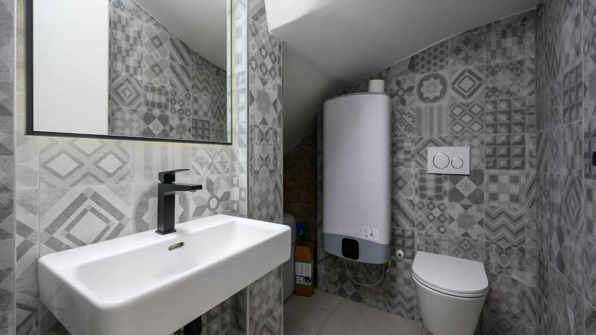 Apartment In Porec Near Old Town Beach