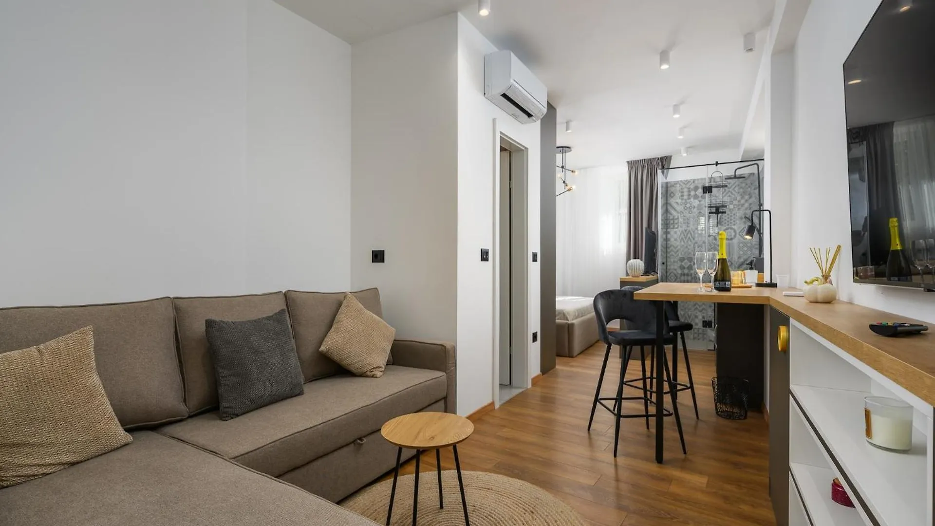 Apartment In Porec Near Old Town Beach
