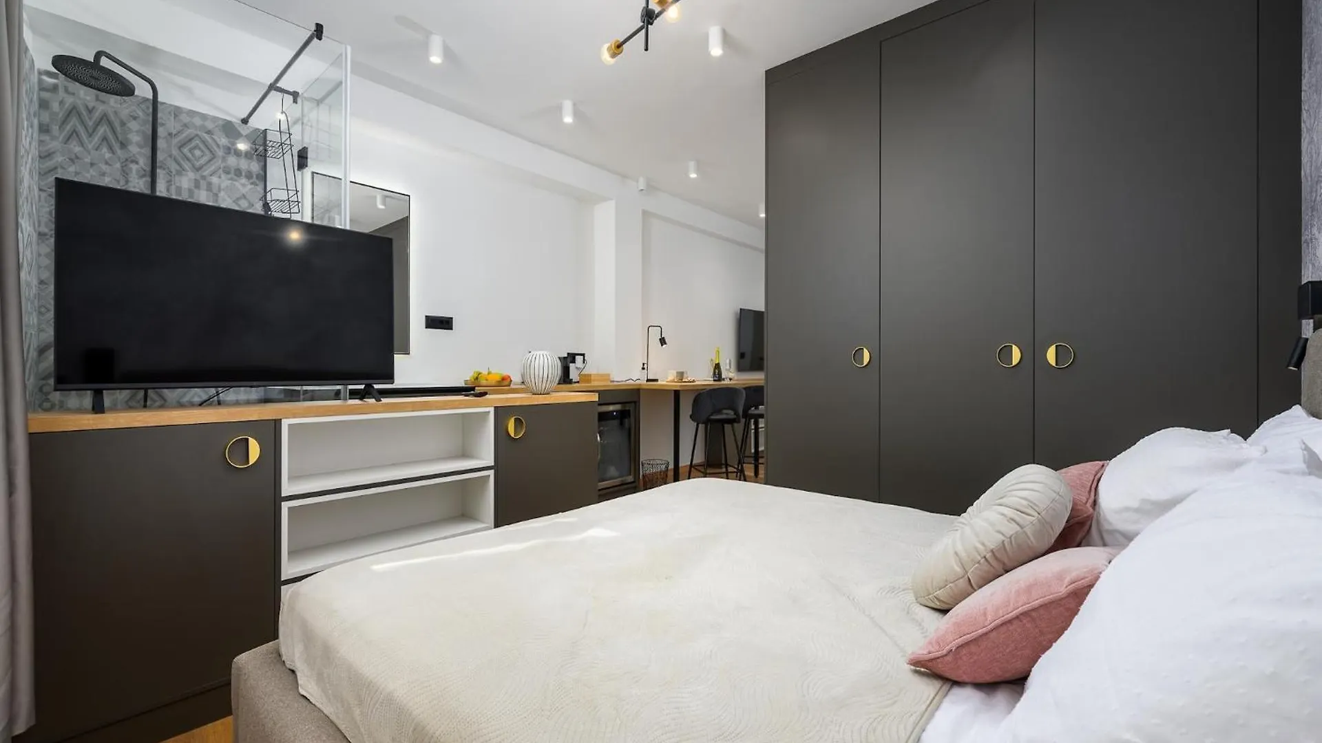 Apartment In Porec Near Old Town Beach