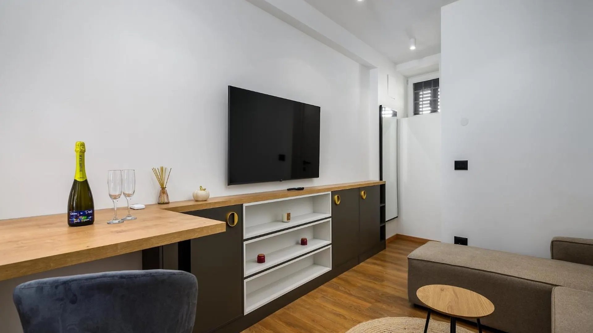Apartment In Porec Near Old Town Beach